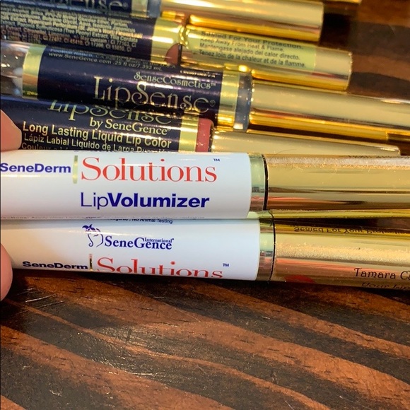 Makeup LipSense Lipstick LipVolumizer Oops remover - Picture 10 of 10